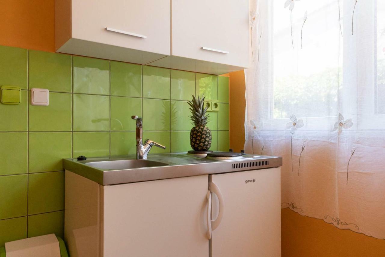 Apartment Limun Liznjan Exterior photo
